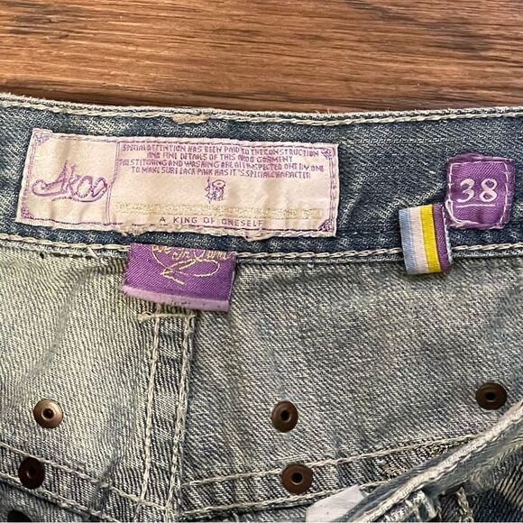 Vintage AKOO Faded Distressed Jeans Embroidered Feather Leaf Pocket Detail 38 - Picture 5 of 16